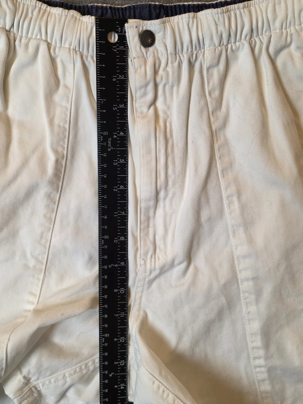 Polo Ralph Lauren Mens Shorts Medium Cream Elastic-Waist Preppy Sporty Travel